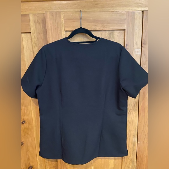 Figs Scrub Top - Picture 3 of 3